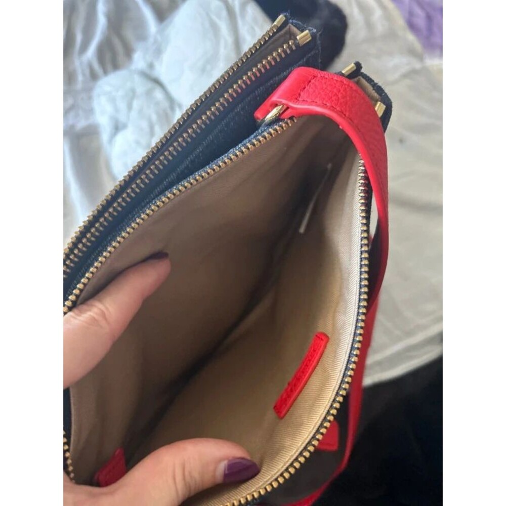 Talbots Crossbody - Picture 7 of 8